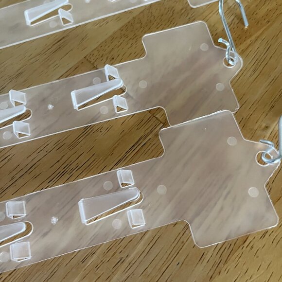 10-piece plastic hanging merchandise display strips w/hooks - Picture 3 of 4